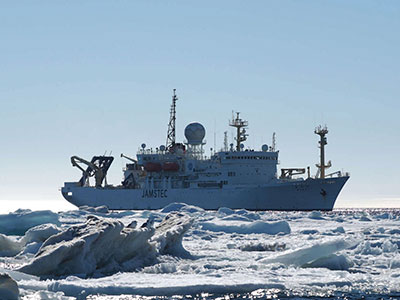 Marine environment observational research for the Arctic Ocean